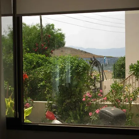 Beach Side Garden Apartamento Ortakent